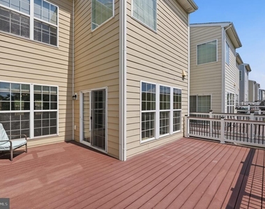 20661 Erskine Terrace - Photo Thumbnail 20