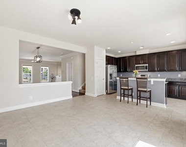 20661 Erskine Terrace - Photo Thumbnail 15