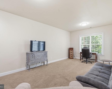 20661 Erskine Terrace - Photo Thumbnail 33