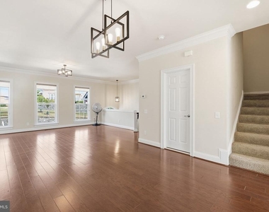 20661 Erskine Terrace - Photo Thumbnail 13