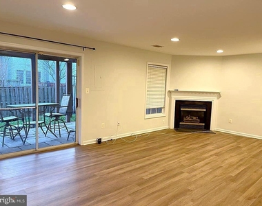 20937 Sandian Terrace - Photo Thumbnail 15