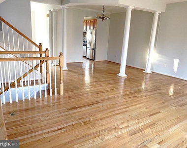 20937 Sandian Terrace - Photo Thumbnail 7