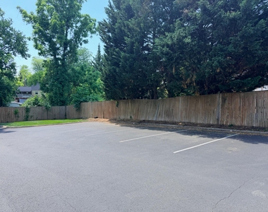 2839 Kalmia Lee Court - Photo Thumbnail 16