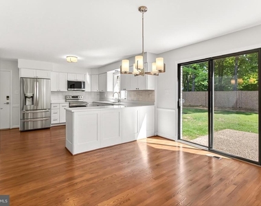 6294 Dunaway Court - Photo Thumbnail 21