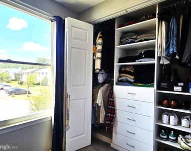 6902 Villa Del Rey Court - Photo Thumbnail 16