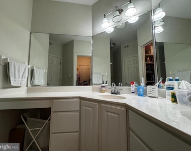 12150 Penderview Terrace - Photo Thumbnail 20