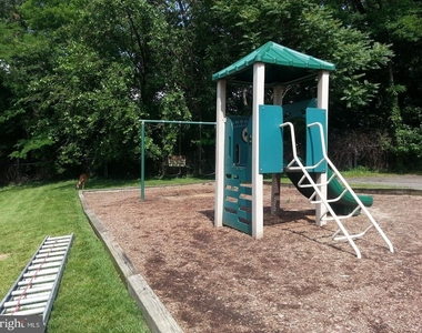 2622 Fort Farnsworth Road - Photo Thumbnail 11