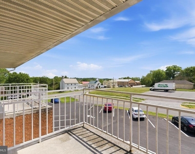 820 Locust Street - Photo Thumbnail 15