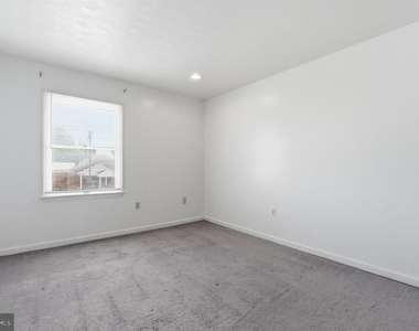 820 Locust Street - Photo Thumbnail 11