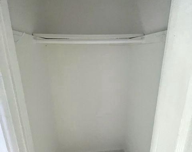 2983 S Columbus Street - Photo Thumbnail 11