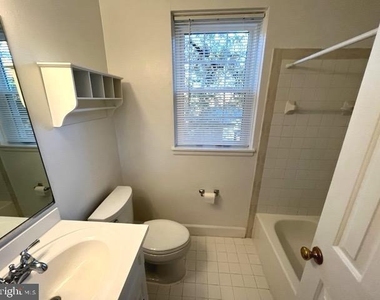 2983 S Columbus Street - Photo Thumbnail 12