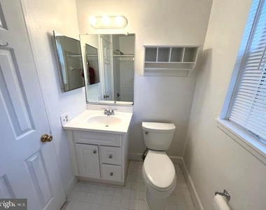2983 S Columbus Street - Photo Thumbnail 14