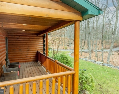1212 Acacia - Photo Thumbnail 10