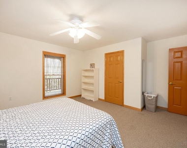 1212 Acacia - Photo Thumbnail 29