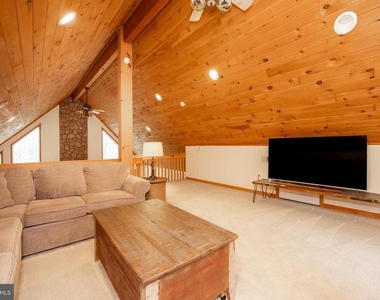 1212 Acacia - Photo Thumbnail 16