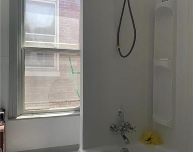 234 E Mauch Chunk Street - Photo Thumbnail 7