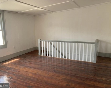 234 E Mauch Chunk Street - Photo Thumbnail 8