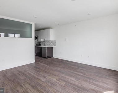 1155 S 15th Street - Photo Thumbnail 8