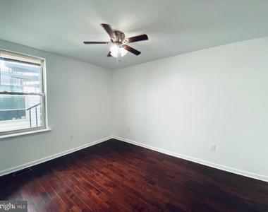 1816 N Front St - Photo Thumbnail 13