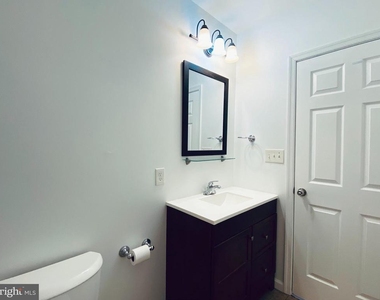 1816 N Front St - Photo Thumbnail 16