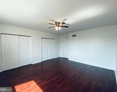 1816 N Front St - Photo Thumbnail 20