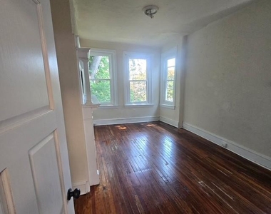 2018 W Venango Street - Photo Thumbnail 4