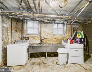 4635 Spruce Street - Photo Thumbnail 8