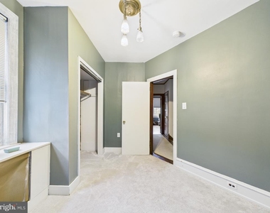 4635 Spruce Street - Photo Thumbnail 5