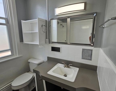 752 E Tioga Street - Photo Thumbnail 20