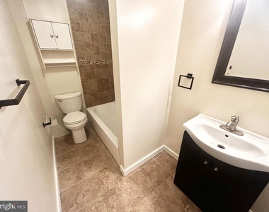 2105 W Seybert Street - Photo Thumbnail 7