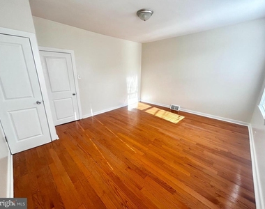 2105 W Seybert Street - Photo Thumbnail 8