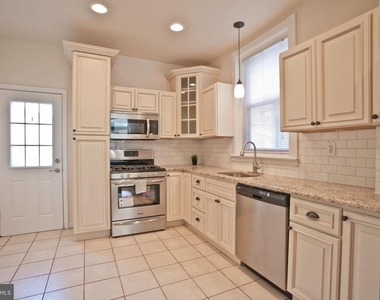 4205 Terrace Street - Photo Thumbnail 8