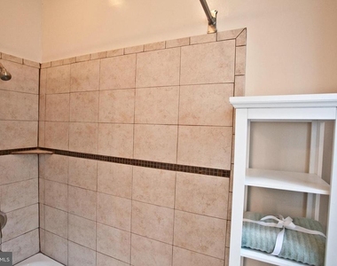 4205 Terrace Street - Photo Thumbnail 15