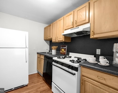 234 Bainbridge Street - Photo Thumbnail 4