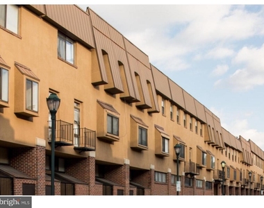 2031 South Street - Photo Thumbnail 1