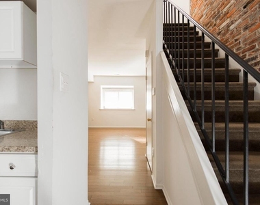 2031 South Street - Photo Thumbnail 6