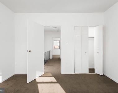 2031 South Street - Photo Thumbnail 13
