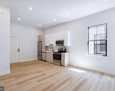 3439-1 Lancaster Avenue - Photo Thumbnail 8