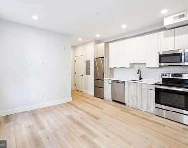 3439-1 Lancaster Avenue - Photo Thumbnail 22