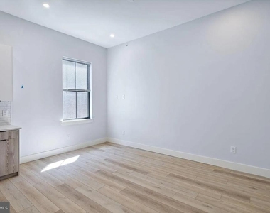 3439-1 Lancaster Avenue - Photo Thumbnail 25
