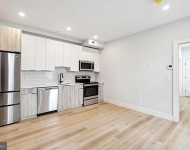 3439-1 Lancaster Avenue - Photo Thumbnail 21