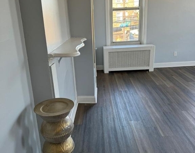 6500 Haverford Avenue - Photo Thumbnail 2