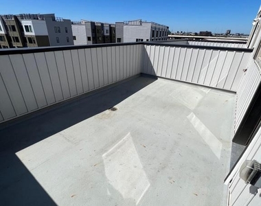 3103 Beachview Lane - Photo Thumbnail 51