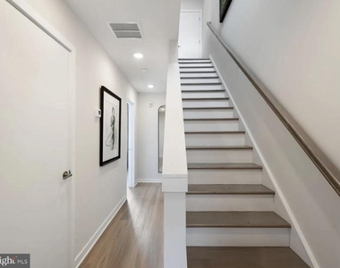 3103 Beachview Lane - Photo Thumbnail 46