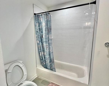3103 Beachview Lane - Photo Thumbnail 28
