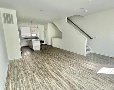 3103 Beachview Lane - Photo Thumbnail 20