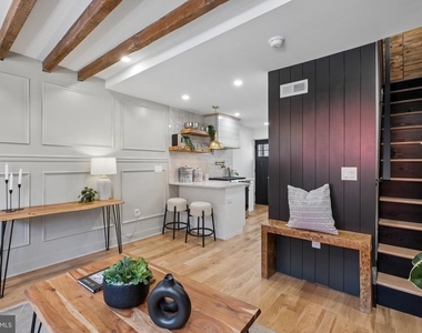 924 Cantrell Street - Photo Thumbnail 2