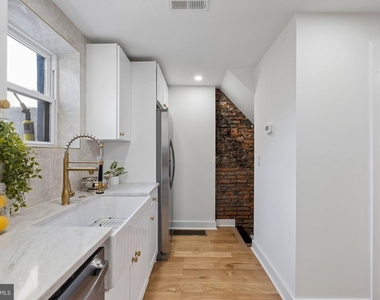 924 Cantrell Street - Photo Thumbnail 10
