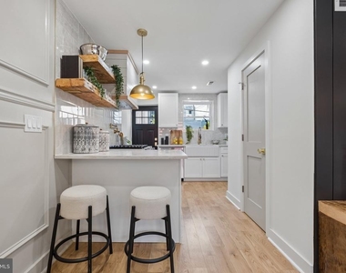 924 Cantrell Street - Photo Thumbnail 5