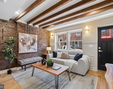 924 Cantrell Street - Photo Thumbnail 3